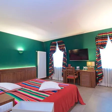 Design Ξενοδοχείο Tirano