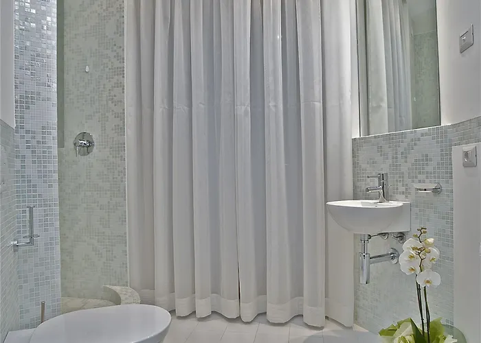 Design Szálloda Tirano