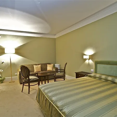 Ξενοδοχείο Design 3*
